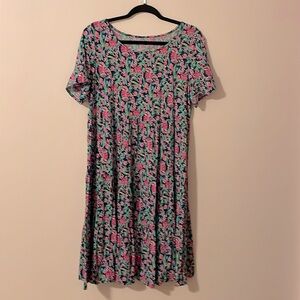 EUC Lilly Pulitzer dress size large.